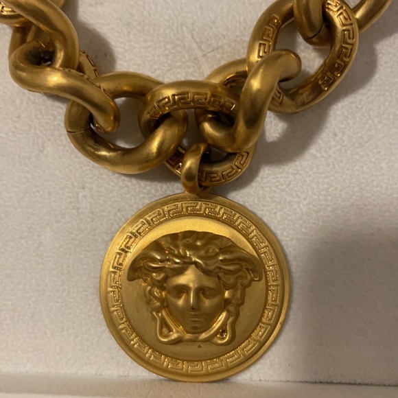 RARE VERSACE MEDUSA HEAD CHAIN - Picture 3 of 7